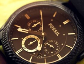 History and lifestyle of Fossil Watches | Fossil men's watch | Fossil Women's watch