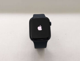 why is my apple watch stuck on the apple logo
