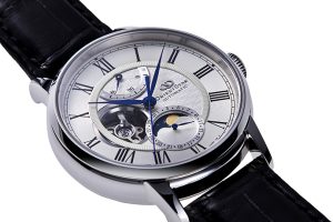 Orient Star: Mechanical Classic Watch, Crocodile Leather Strap - 41mm (RE-AM0001S) Model