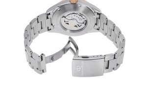 Orient Star: Mechanical Contemporary Watch, Metal Strap - 42.0mm (RE-AU0401S)