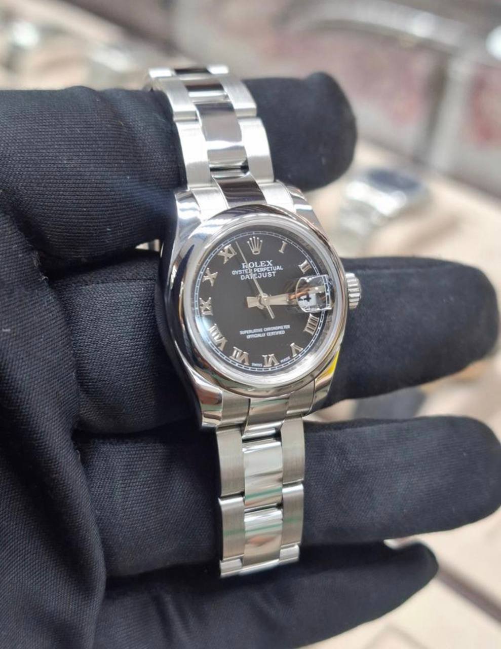 Rolex Lady-Datejust 179160 — 26mm Black Dial, Pre-Owned - Image 3